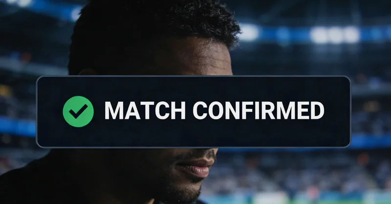 温馨的家庭场景，家长正在关注孩