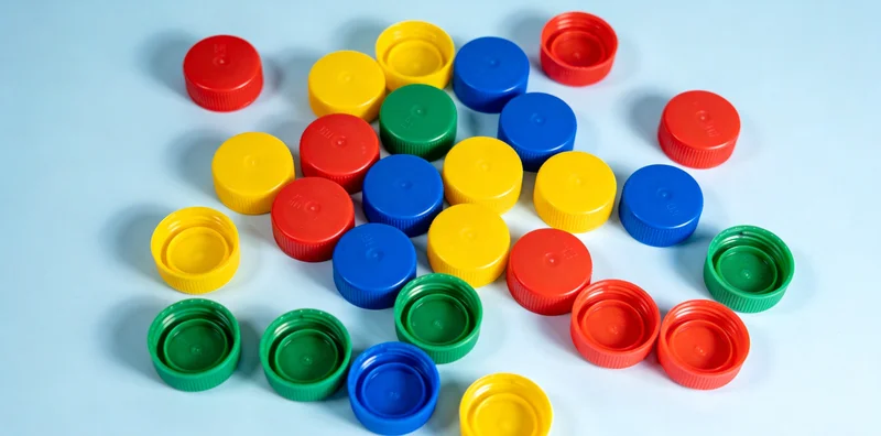 绵阳医生正在为男性市民讲解前列腺健康知识