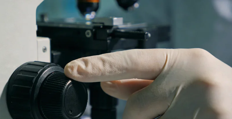 滁州市民在医院咨询健康问题