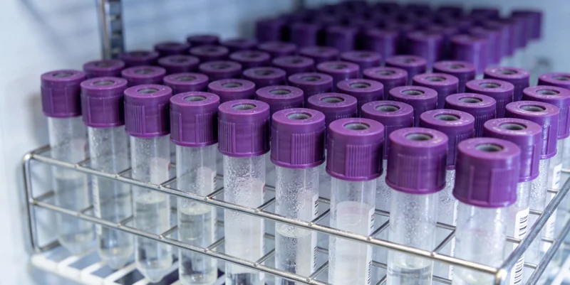 盐城女性在咨询健康问题