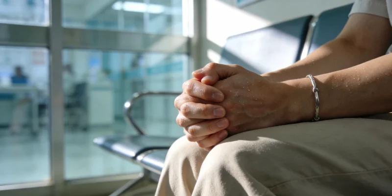 示意图:免疫力低下人群,如移植