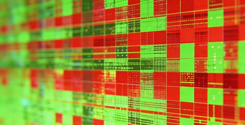 ICU病房内医护人员监测患者生