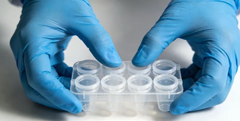 贵港市民在医院咨询基因检测