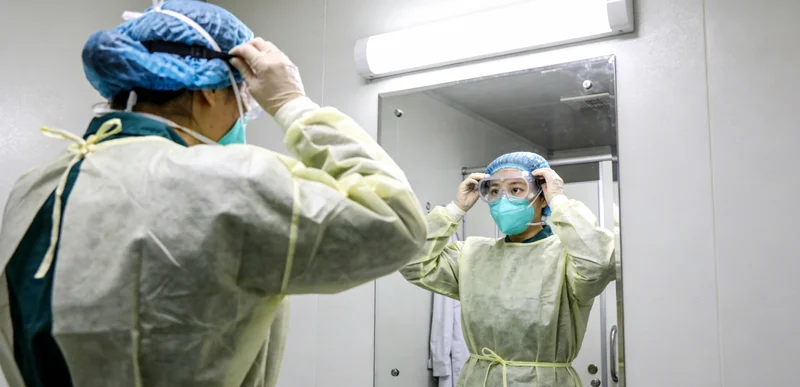 滨州城市景象与肝脏健康科普插图结合,寓意关注本地健康