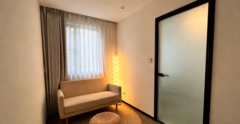 益阳市民在医疗机构进行健康咨询场景