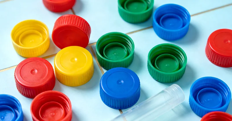 专业基因检测实验室内部工作场景