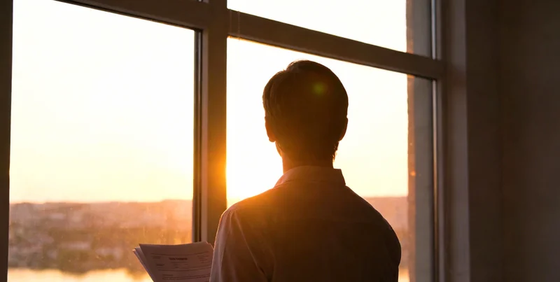 医生为患者家属解读检测结果