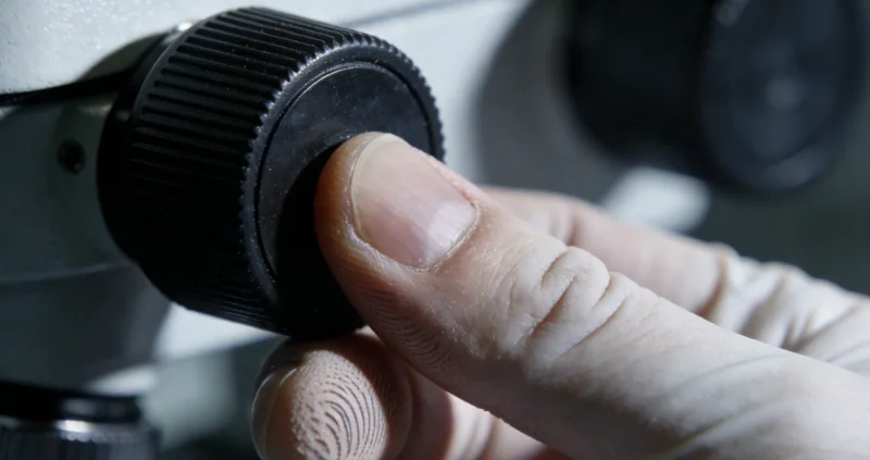 宁波医院呼吸科候诊区场景，示意