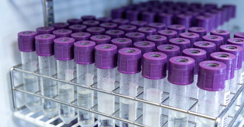 白城某医院儿科门诊排队场景