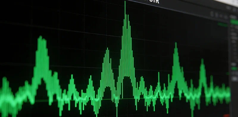 医生与患者家属沟通检测结果