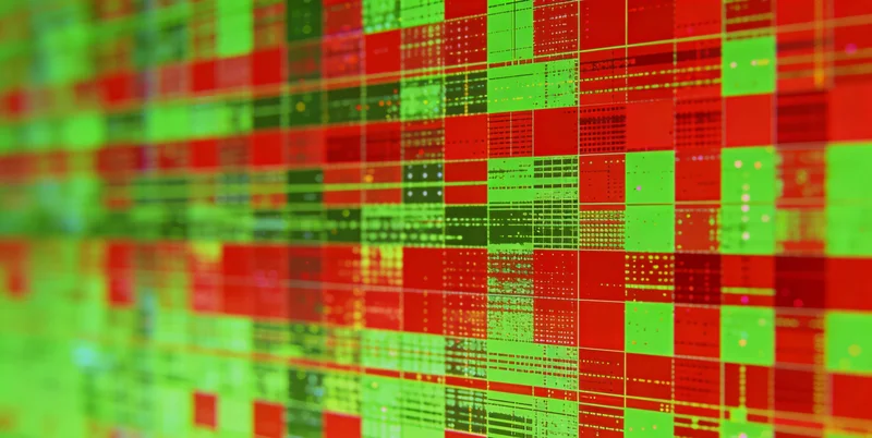 ICU病房内,监护仪显示着患者