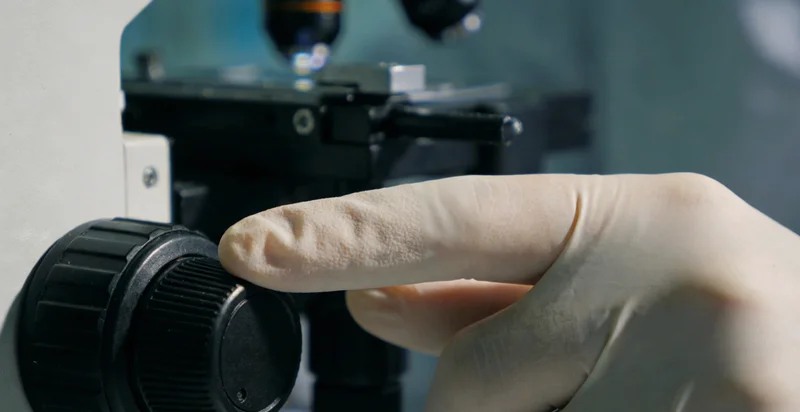 四平城市街景与医疗健康概念结合