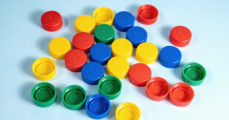 实验室技术人员操作高通量基因测