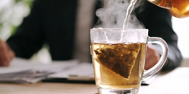 汕头城市景观与现代化医疗概念结