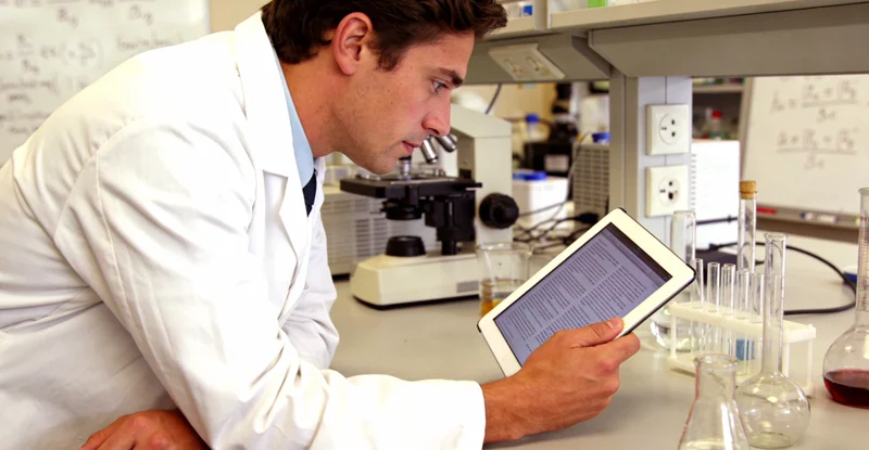 高科技基因测序实验室内部工作