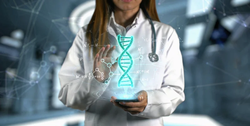 丽江古城背景下家庭携手漫步,寓