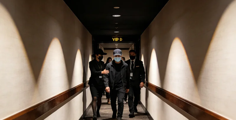 EB病毒与人体细胞关系模式图