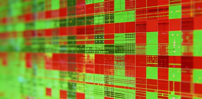 太原家长带孩子在医院就诊咨询的