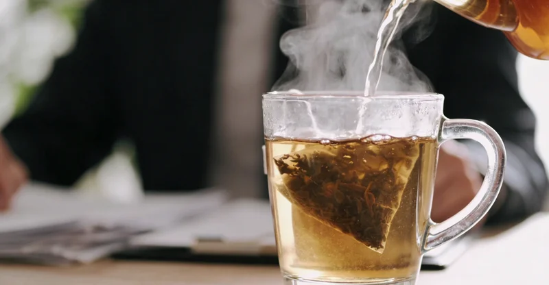 阿坝州居民在思考健康与基因检测