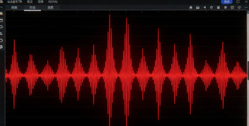 娄底孕妈妈在听取健康建议,旁边