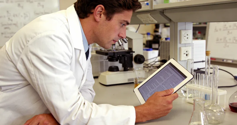 平泉科技-基因测序实验室工作场