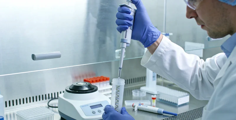 隆昌中老年农民定期进行肾脏检查