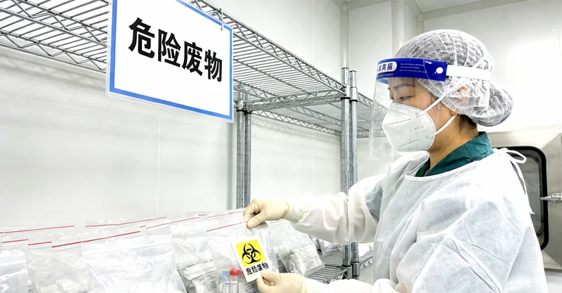 集安年轻人接受肠镜筛查预防癌症