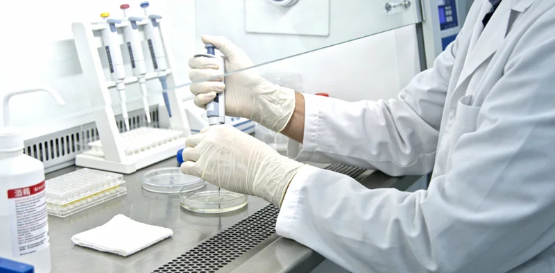 泰安家庭讨论健康与遗传示意图