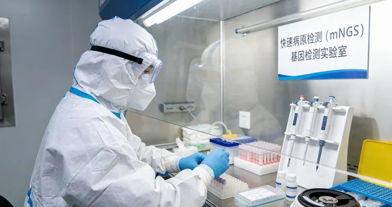 西双版纳家庭温馨生活场景，象征