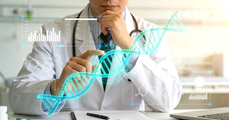 阿旗达赉湖渔民在湖面作业的剪影