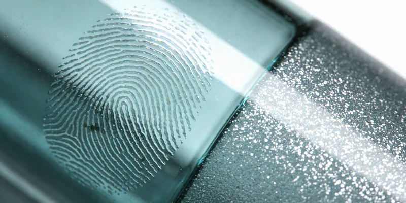 大庆患者在医院心内科进行心电图