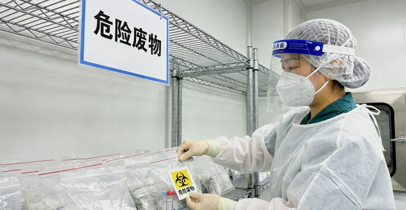 示意图：青少年定期肠镜监测对于