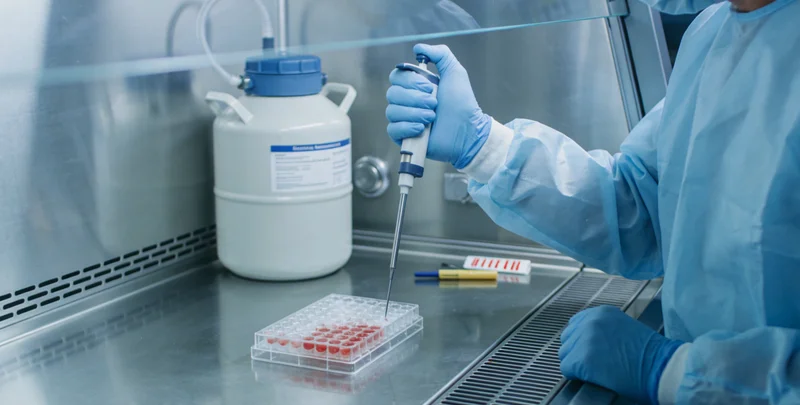 重庆儿童拥有明亮眼睛和快乐微笑