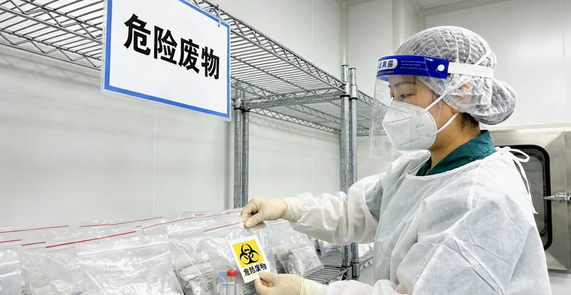 玉树州居民进行定期肠镜检查预防