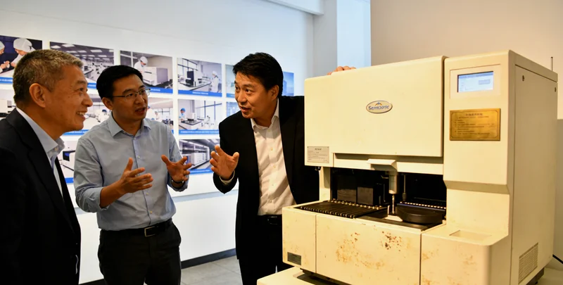 株洲遗传咨询医生与家庭沟通场景