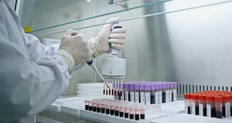 靖西心脏健康管理-佩戴心电监测