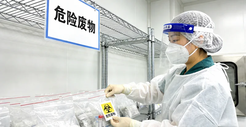 广州医院多学科团队讨论遗传性肿