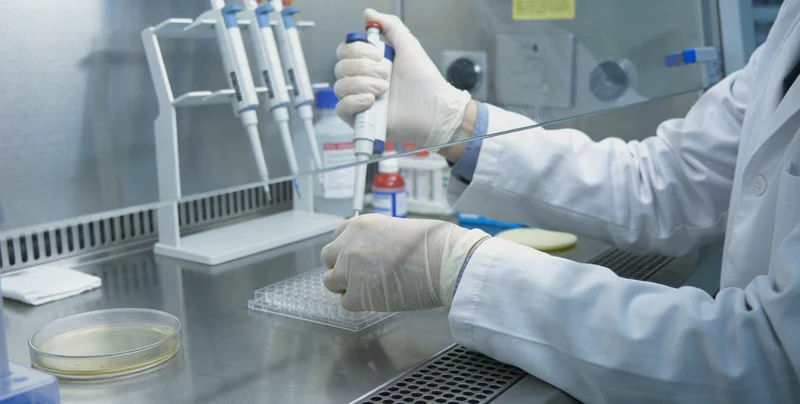 白城黑斑息肉综合征患者口唇黑斑