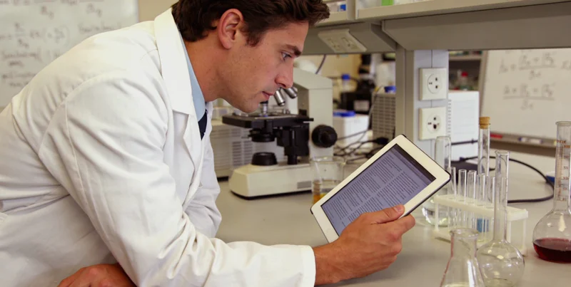 广州家庭共同面对健康问题相互支