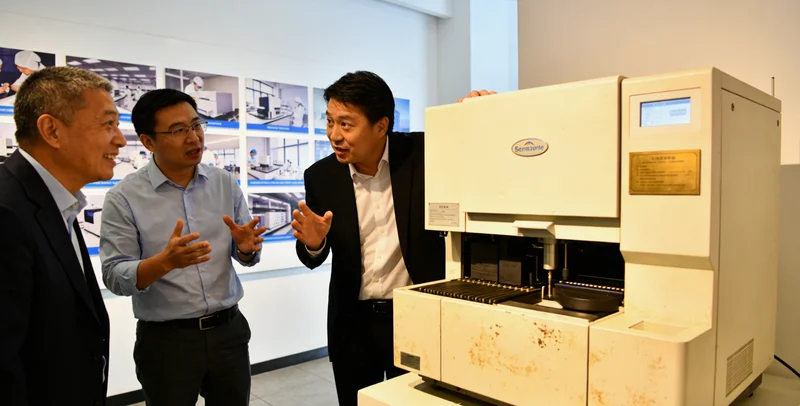 鄂伦春牧区年轻女性健康咨询场景