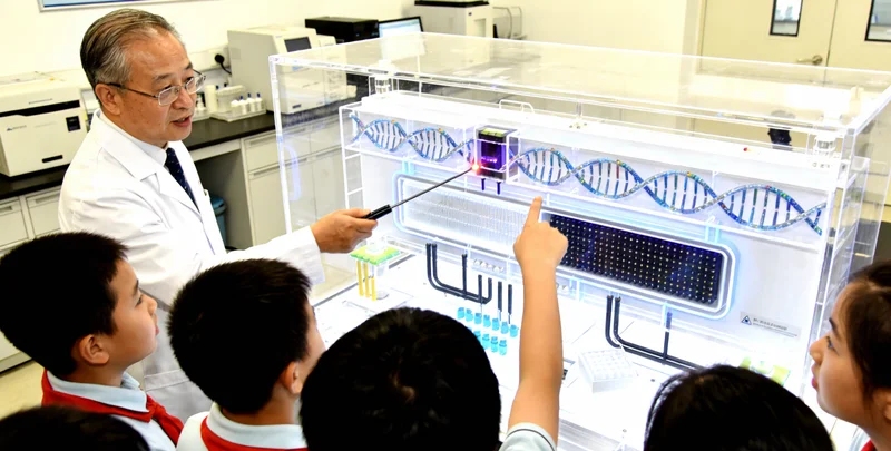 临海家庭讨论家族健康史场景