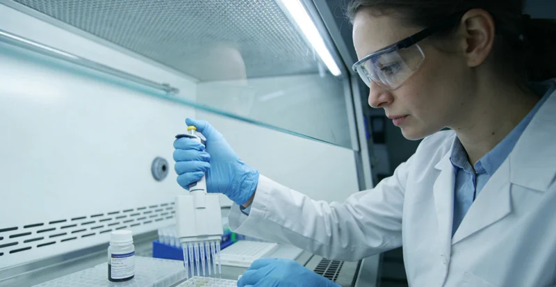 毕节儿童眼科检查发现白瞳症症状