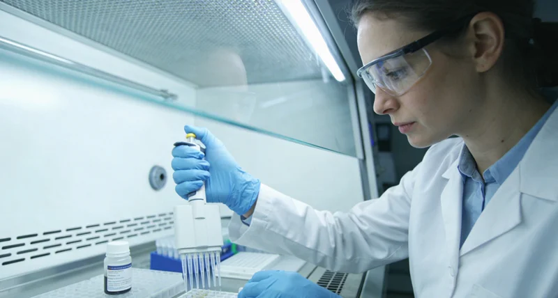 扎旗基因检测采血与实验室分析