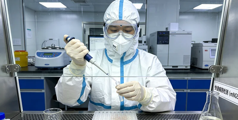 栖霞家庭成员进行健康体检与规划